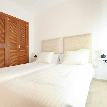 Apartamento Piso 4 Hab. - Elviria Playa Marbella Exterior foto
